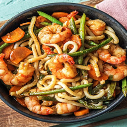 One-Pan Shrimp Lo Mein with Udon Noodles, Green Beans, and Carrots