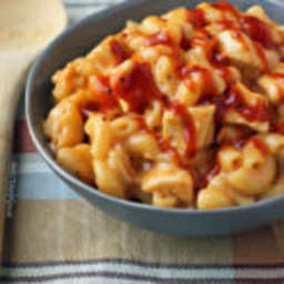 One-Pot Barbecue Chicken Mac and Cheese