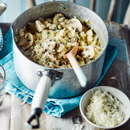 One-pot chicken and mushroom risotto