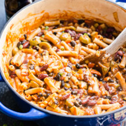 One Pot Chili Mac with Beer