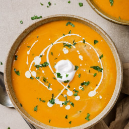 One-Pot Creamy Sweet Potato and Red Pepper Soup