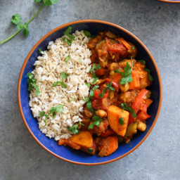 One-Pot Moroccan Tagine with Dried Apricots and Chickpeas
