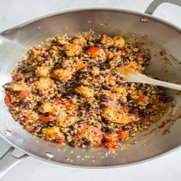 one-pot-quinoa-and-black-beans-wraps-c125b503050c5d4226e7c956.jpg