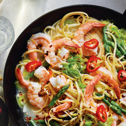 One-Pot Shrimp  and Asparagus  Fra Diavolo