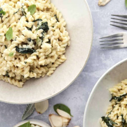 One Pot Spinach and Feta Pasta