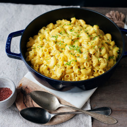 One-pot stovetop mac and cheese