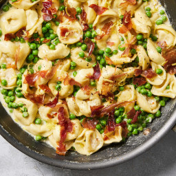 One-Pot Tortellini with Prosciutto and Peas