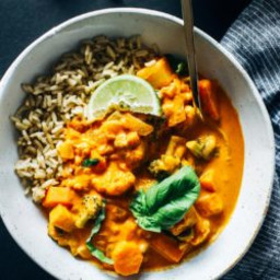 One-Pot Vegetable Thai Red Curry