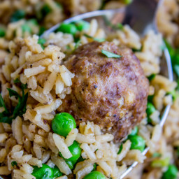 One Skillet Beef Meatballs with Rice and Peas