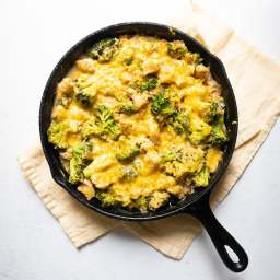 One-Skillet Cheesy Chicken and Broccoli Casserole