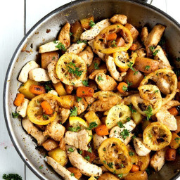 {One Skillet} Lemon Chicken and Red Potatoes