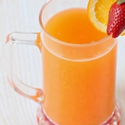 orange-strawberry-juice-froth-2798171.jpg