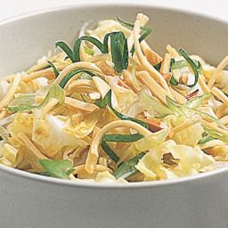Oriental fried noodle salad