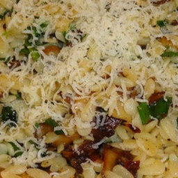 Orzo with Caramelized Mushrooms and Wilted Spinach Recipe