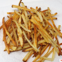 oven-baked-french-fries-3094698.jpg