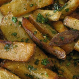 oven-baked-garlic-and-parmesan-fries-1575092.jpg