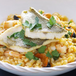 Oven-baked seafood risotto