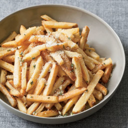 oven-fries-with-herbs-and-pecorino-1592852.jpg