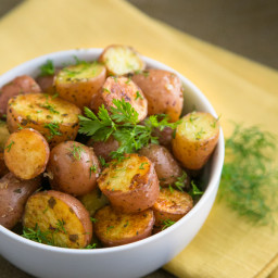 oven-roasted-baby-red-potatoes-1332942.jpg
