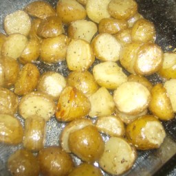 oven-roasted-red-potatoes-with-rose.jpg