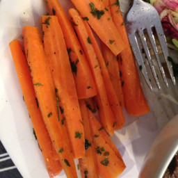 Oven-steamed carrots