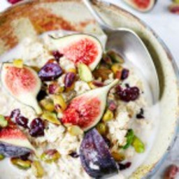 Overnight Oats with Figs and Nuts