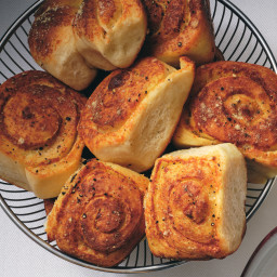 Overnight Parm & Black Pepper Pinwheels Are a Thanksgiving Fave