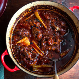 Oxtail Braised With Tomato and Celery (Coda Alla Vaccinara)