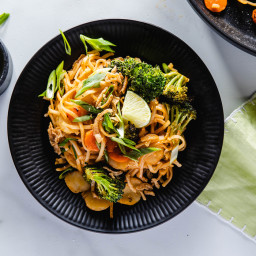 Pad Thai with Broccoli & Water Chestnuts