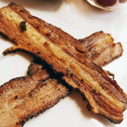 Paleo Applewood Smoked Bacon {sugar free}