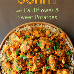 Paleo Chicken Curry with Cauliflower and Sweet Potatoes |Gluten Free One Po