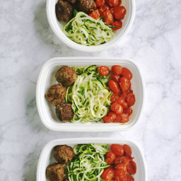 Paleo Meatballs with Zoodles (Freezable Healthy Lunches)