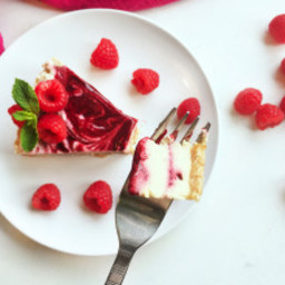 Paleo White Chocolate and Raspberry Cheesecake