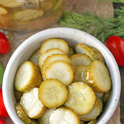 Paleo Whole30 Dill Pickles