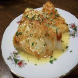 Pan Fried Fish With a Rich Lemon Wine Butter Sauce
