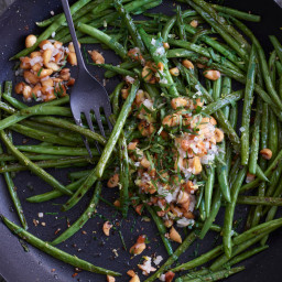 Pan-Roasted Green Beans With Golden Almonds