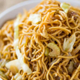panda-express-chow-mein-3ed16ff96126d0a4740f45b0.jpg