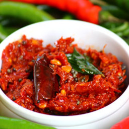 Pandu mirapakaya pachadi - Red chilli pickle Andhra style