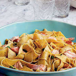 pappardelle-with-salmon-and-peas-in-pesto-cream-sauce-2137670.jpg