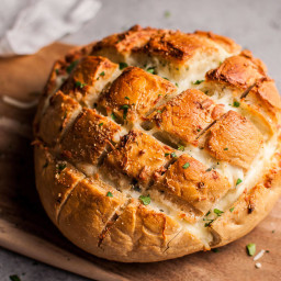 Parmesan and Garlic Butter Pull Apart Bread