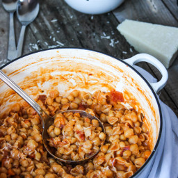 Pasta e Ceci (Pasta with Chickpeas)