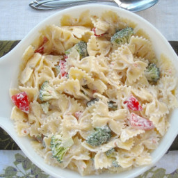 pasta-medley-salad-recipe-1662909.jpg