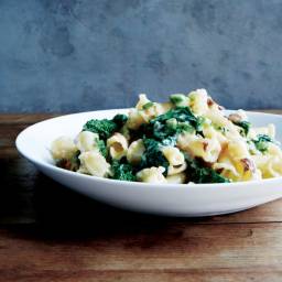 Pasta with Anchovy Butter and Broccoli Rabe