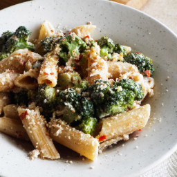 Pasta with Broccoli and Almond Parmesan | Vegan
