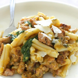 pasta-with-butternut-sauce-spicy-sausage-and-baby-spinach-2854724.jpg