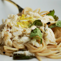 Pasta with Crab Meat, Lemon and Fresh Basil