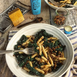 Pasta with Kale, Lentils and Caramelized Onions