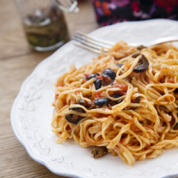 pasta-with-olives-capers-and-parsle-6.jpg