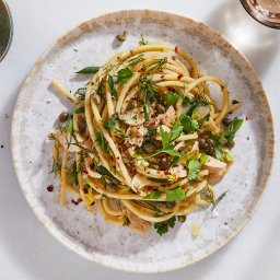 Pasta With Tuna, Capers and Scallions