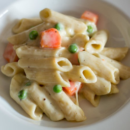 pasta-with-white-sauce-recipe-white-sauce-pasta-1864031.jpg